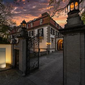 Schlosshotel Berlin by Patrick Hellmann